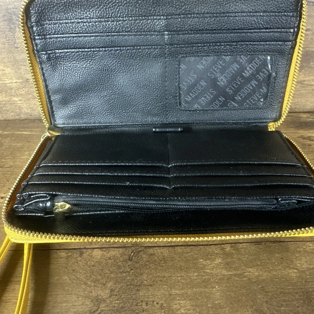 Steve Madden steve madden